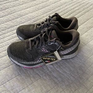 New Balance Running Shoes